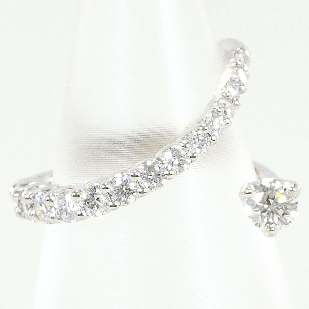 VINTAGE Silver Diamond Ring